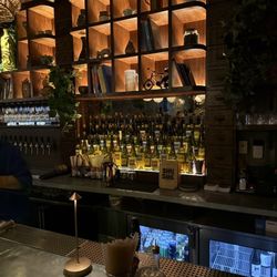 Same Same - Back bar