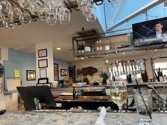 Lake House Bar and Grill by null