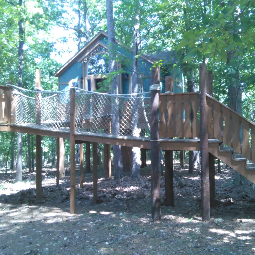 The Grand Treehouse Resort - The amazing deal here will make you want to return! - Hotels Near Me - Eureka Springs, Arkansas The Grand Treehouse Resort - The amazing deal here will make you want to return! - Hotels Near Me - Eureka Springs, Arkansas