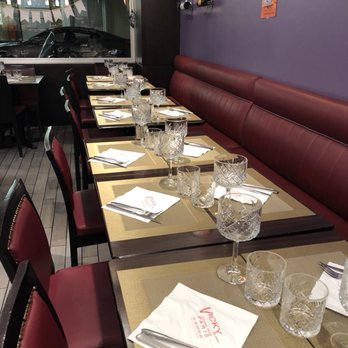 Vicky - Salle - Barbeque Near Me - Paris, 75 Vicky - Salle - Barbeque Near Me - Paris, 75
