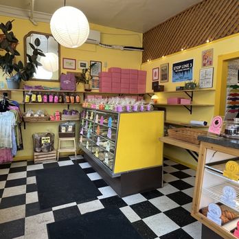Positively 3rd Street Bakery - Inside the bakery, bright and uplifting - Bakeries Near Me - Duluth, Minnesota
