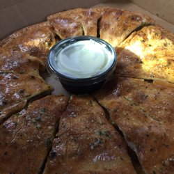 Mazzio's Pizza - Calzone Ring