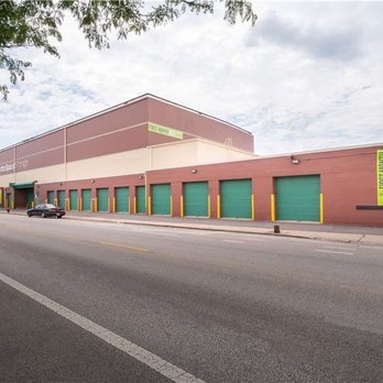 Extra Space Storage - Alternate Beauty Image - Extra Space Storage at 5366 N Northwest Hwy, Chicago, IL 60630 - Self Storage Near Me - Chicago, Illinois