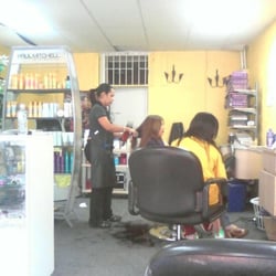 Salon Extravaganza - My baby getting her hair done b4 me