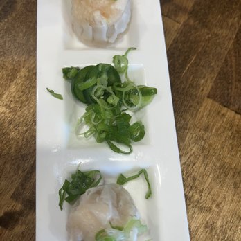 Kizuna Sushi Bistro - Shumai - spring shumai very delicious - Sushi Bars Near Me - Glen Ellyn, Illinois