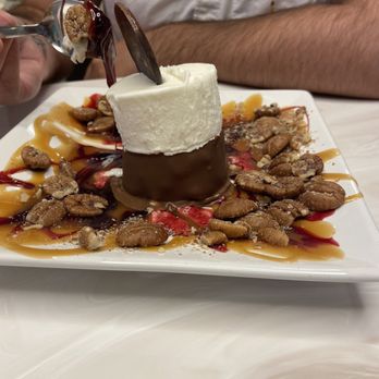 DeBrand Fine Chocolates - Sundae - Chocolatiers & Shops Near Me - Indianapolis, Indiana DeBrand Fine Chocolates - Sundae - Chocolatiers & Shops Near Me - Indianapolis, Indiana
