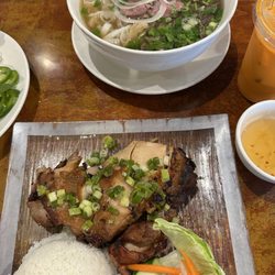 Pho Saigon - 84. Hai Nam Rice with Chicken