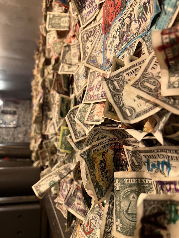 Shuckums Oyster Pub & Seafood Grill