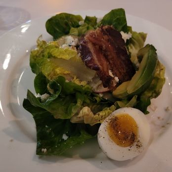 Cafe La Haye - Delicious Gem Salad - New American Near Me - Sonoma, California