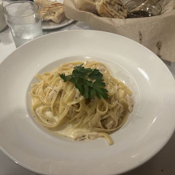 Cecco Ristorante - Alfredo - Italian Near Me - Solvang, California