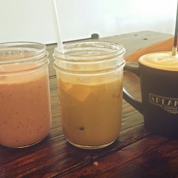 Speakeasy Cafe - Fruit smoothie, iced white mocha latte, cappucinno - Breakfast & Brunch Near Me - Bryant, Arkansas
