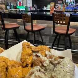 Hooters