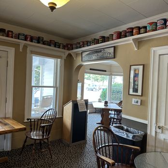 Herman's Boy - Seating - Coffee & Tea Near Me - Rockford, Michigan Herman's Boy - Seating - Coffee & Tea Near Me - Rockford, Michigan