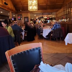 Ki's Steak & Seafood Restaurant - KI'S dinning room