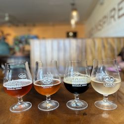 Lanikai Brewing - Flights in 4 oz