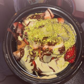 Korner K’nafeh - strawberry chocolate knafeh - Desserts Near Me - Northridge, California Korner K’nafeh - strawberry chocolate knafeh - Desserts Near Me - Northridge, California