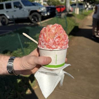 Gus Hawaiian Shave Ice - Pineapple, mango, strawberry fruit shave - Shaved Ice Near Me - Kihei, Hawaii Gus Hawaiian Shave Ice - Pineapple, mango, strawberry fruit shave - Shaved Ice Near Me - Kihei, Hawaii