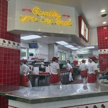In-N-Out Burger - Fast Food Near Me - Escondido, California In-N-Out Burger - Fast Food Near Me - Escondido, California