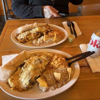 Jugos Acapulco - Mexican Near Me - Garden Grove, California