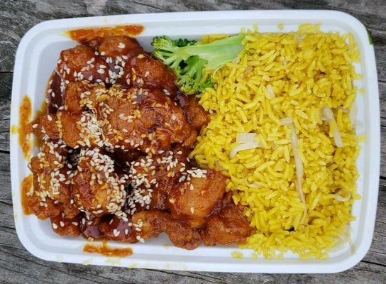 Aishah's Chinese Halal by null