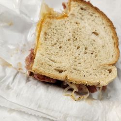 Dilly Deli - Reuben sandwich