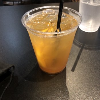 Daddy D'z BBQ Joynt - Hennessy Peach Tea - Barbeque Near Me - Atlanta, Georgia