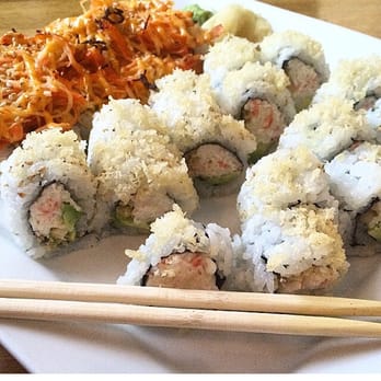 Sake Cafe - Love eating here!  Whether it's for lunch or dinner!!  Excellent choices and great prices for wonderful sushi!  Some of the best - Sushi Bars Near Me - Pensacola, Florida