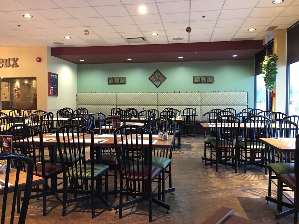 PIZZA ROYALE - Updated February 2026 - 13 Photos - 623 Boul Wilfrid ...