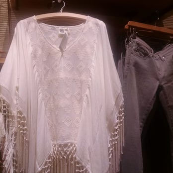 Anthropologie - Nice relaxing pieces. - Department Stores Near Me - Alpharetta, Georgia