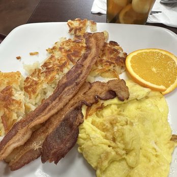 Eggcellence Cafe - Ham & cheese omelette - Waffles Near Me - Arlington Heights, Illinois