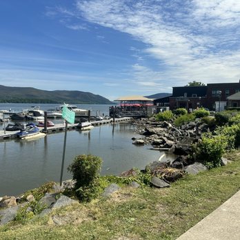 Blu Pointe - Seafood Near Me - Newburgh, New York