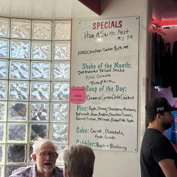 66 Diner - Diners Near Me - Albuquerque, New Mexico