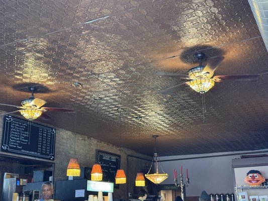 Tango Palace Coffee Company - Decor - Toronto, ON