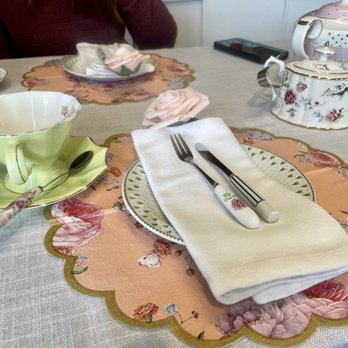 Kellie’s Cafe - Tea for Two! - Cafes Near Me - Newport, Rhode Island