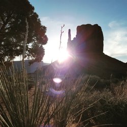 Twin Warriors Tours - Monument Valley