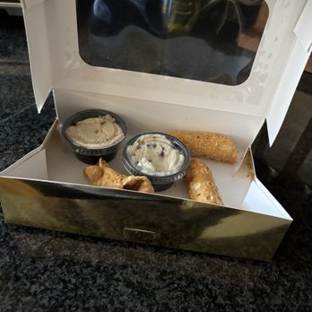 The Sicilian Baker - Mini cannolis with classic filling and s'more filling - Bakeries Near Me - Phoenix, Arizona
