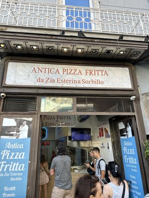 Antica Pizza Fritta da Zia Esterina Sorbillo by null