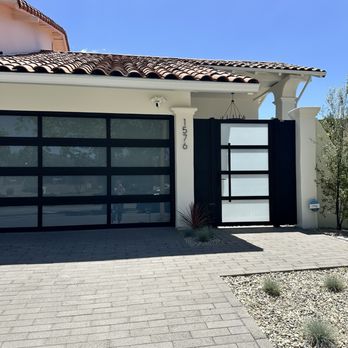 Mulholland Brand - Garage and gate - Fences & Gates Near Me - Canoga Park, California Mulholland Brand - Garage and gate - Fences & Gates Near Me - Canoga Park, California
