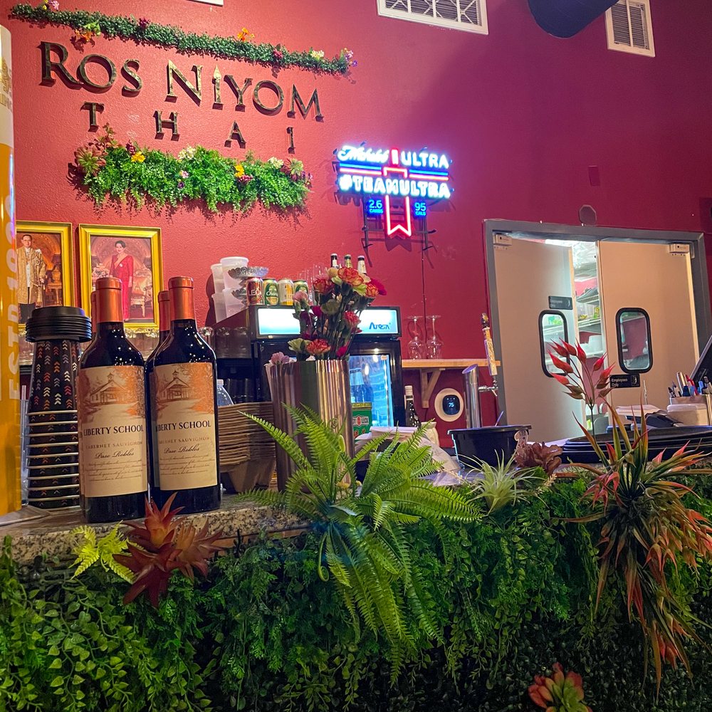 Ros Niyom Thai - Interior - Thai Near Me - Round Rock, Texas Ros Niyom Thai - Interior - Thai Near Me - Round Rock, Texas