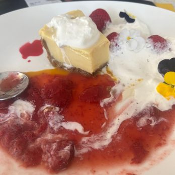 On Ocean 7 Cafe - Keyline pie was delicious! Thank you so much - New American Near Me - Miami Beach, Florida On Ocean 7 Cafe - Keyline pie was delicious! Thank you so much - New American Near Me - Miami Beach, Florida