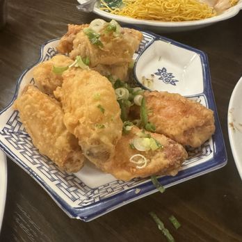 Mama Lu’s Dumpling House - salt and pepper chicken wings - Chinese Near Me - Pasadena, California Mama Lu’s Dumpling House - salt and pepper chicken wings - Chinese Near Me - Pasadena, California