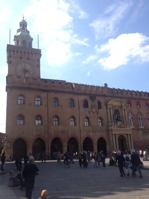 Palazzo d'Accursio by null