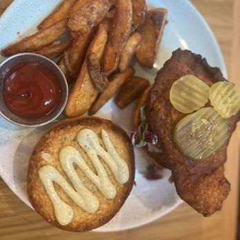 Bluestone Lane - Fried Chicken Sandwich - Coffee & Tea Near Me - Orange, California Bluestone Lane - Fried Chicken Sandwich - Coffee & Tea Near Me - Orange, California