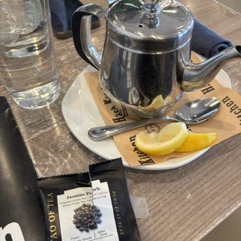 Hash Kitchen - Jasmine Steamed Tea - Breakfast & Brunch Near Me - Scottsdale, Arizona
