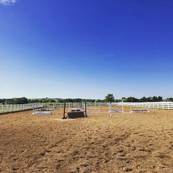 Front Range Show Stables - Horseback Riding Near Me - Erie, Colorado