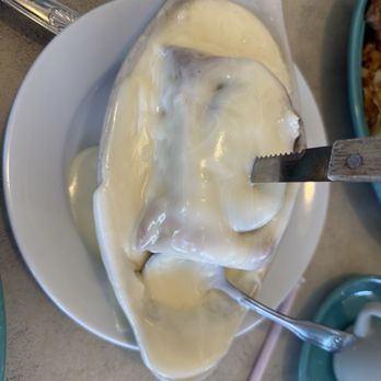 Clayton's Coffee Shop - Homemade Cinnamon Roll - Coffee & Tea Near Me - Coronado, California