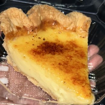 Laurie’s Pie Bar - Crème brulee pie - Bakeries Near Me - Long Beach, California