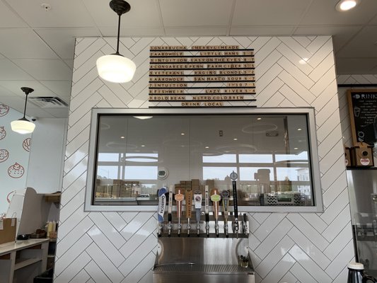 The Mini Bar by null