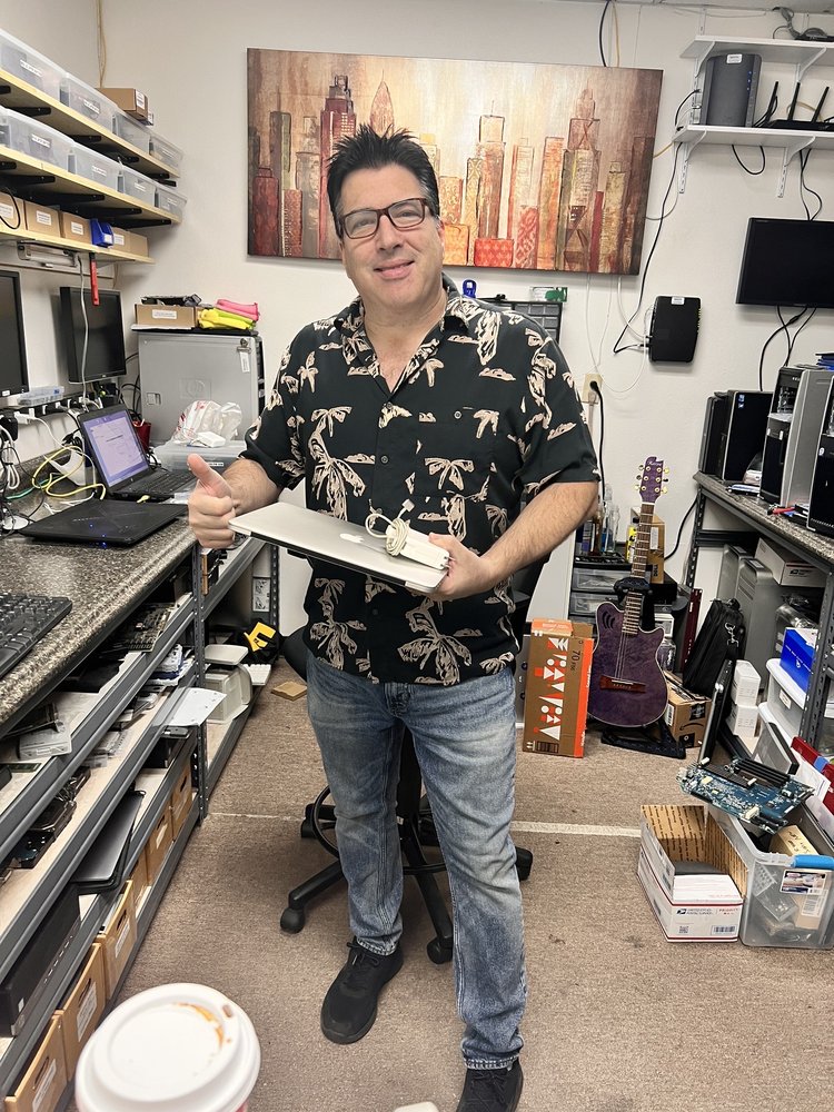 ADVANCED COMPUTER GROUP Updated September 2024 21 Reviews 301 E Florida Ave, Hemet