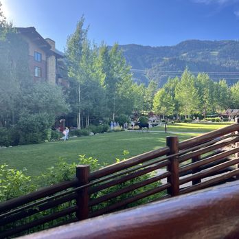 Mangy Moose - Nice views - New American Near Me - Teton Village, Wyoming